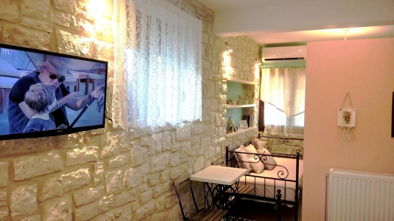 Stone Studio In Nature With View To Corfu Town! Evropouloi Bagian luar foto